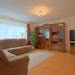 Private Near Exhibition Center Appartement
