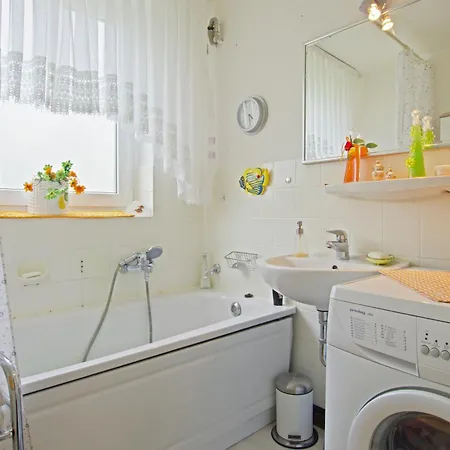 Apartment Private Near Exhibition Center