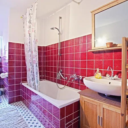 Private Near Exhibition Center Hannover