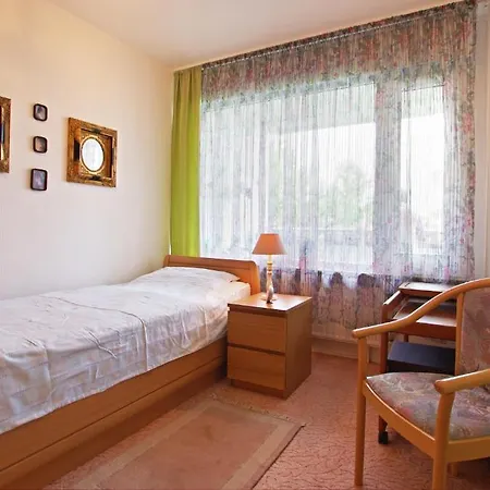 Apartment Private Near Exhibition Center *