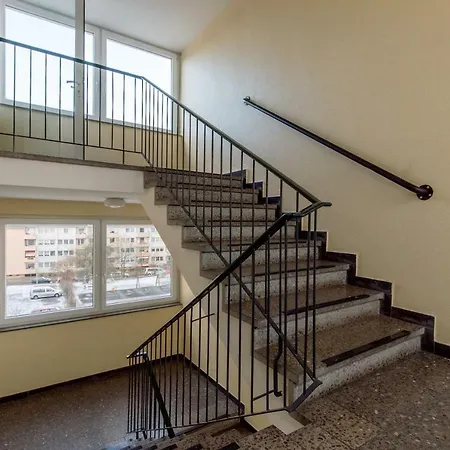 Private Near Exhibition Center Apartment