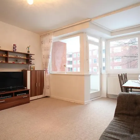 Private Near Exhibition Center Apartman *