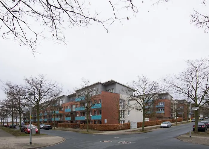 Private Near Exhibition Center *