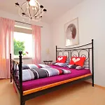 Apartamento Private Near Exhibition Center